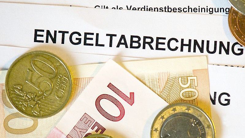 Das Statistische Bundesamt bezifferte den Rückgang der Reallöhne vorläufig auf 0,1 Prozent. Foto: Arno Burgi/dpa