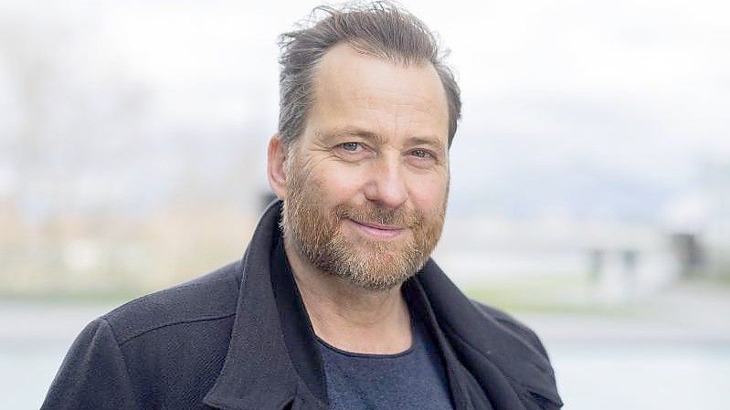 Der Schauspieler Christian Erdmann schätzt die Mentalität der Menschen im Rheinland. Foto: Rolf Vennenbernd/dpa