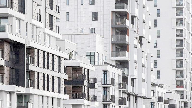 Die Bundesbank warnt schon seit Jahren vor Überbewertungen am Immobilienmarkt. Die starken Preissteigerungen in Deutschland und anderen europäischen Länder alarmierten zuletzt auch den EU-Risikorat ESRB. Foto: Marcel Kusch/dpa