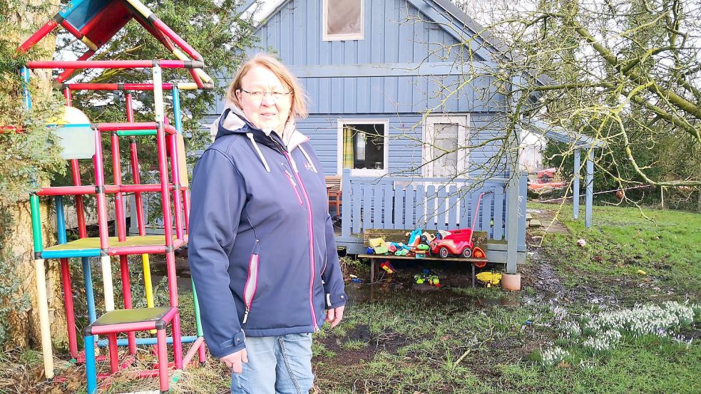 Doris Scholz hat ein Haus am Hasenweg. Seit 1986 hat sie so eine Flut nicht erlebt. Foto: Karin Böhmer