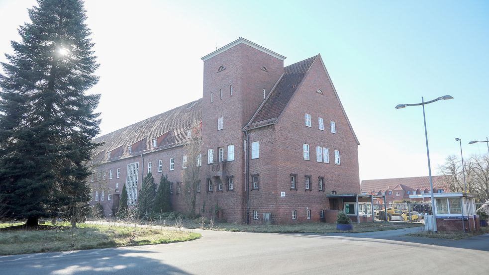 Unter anderem im Gebäude direkt am Haupttor waren schon 2015 Flüchtlinge untergebracht. Foto: Romuald Banik