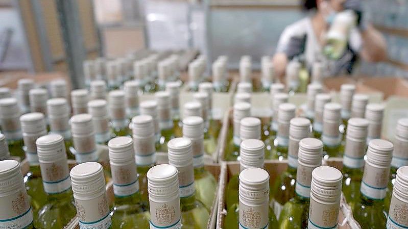 Die Weinbranche in Deutschland hat ihre Exporte im vergangenen Jahr um mehr als ein Viertel ausweiten können. Foto: Marcus Brandt/dpa