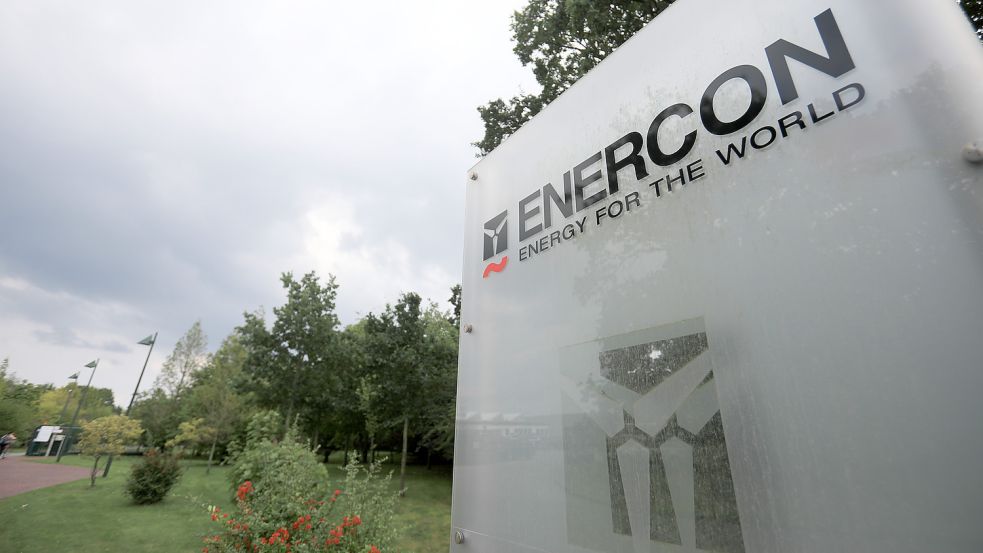 Ein Schild vor der Verwaltungszentrale von Enercon am Auricher Dreekamp. Archivfoto: Romuald Banik