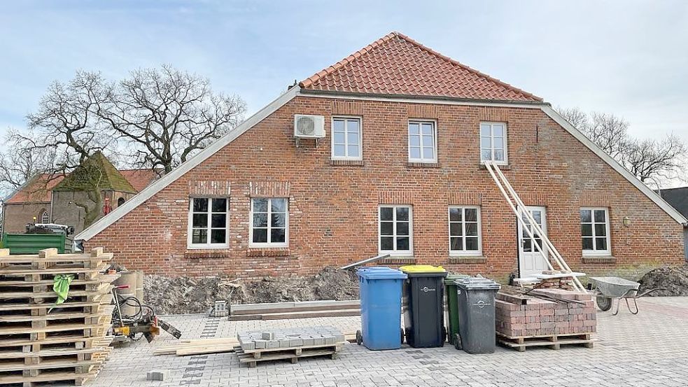 Das ehemalige Pfarrhaus an der Friesenstraße verwandelt sich in eine Arztpraxis. Foto: privat