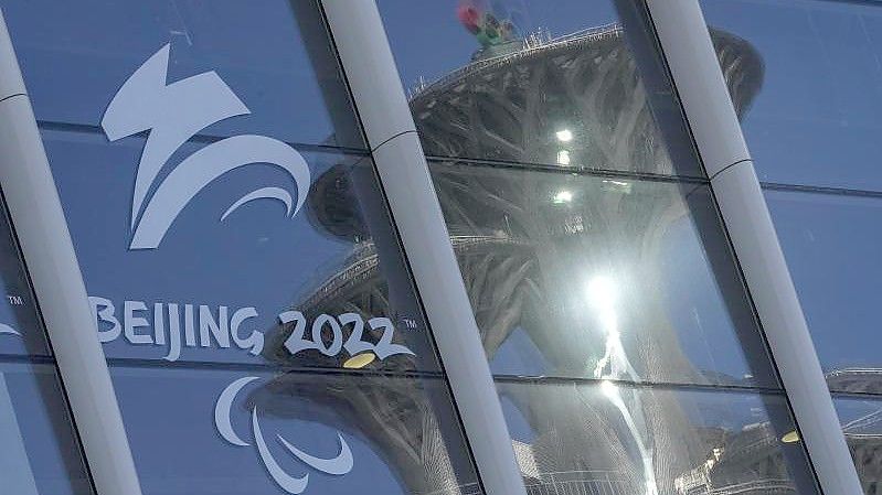 Russland und Belarus dürfen wegen des Ukraine-Krieges nun doch nicht an den Winter-Paralympics in Peking teilnehmen. Foto: Andy Wong/AP/dpa