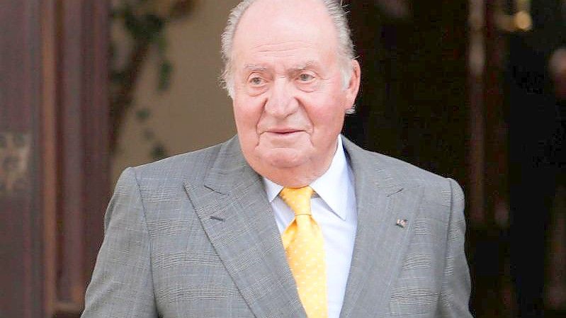 Spaniens Altkönig Juan Carlos hat Besuche in seiner Heimat angekündigt. Foto: Francisco Flores Seguel/Agencia Uno/dpa