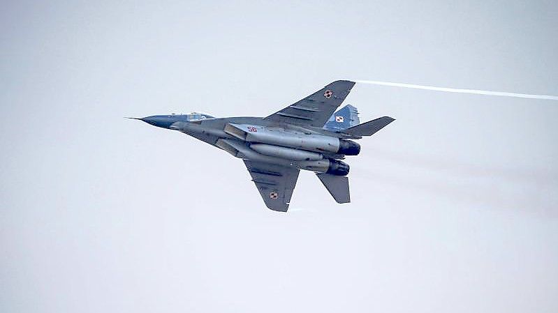 Polen wollte seine MiG-29 auf den US-Luftwaffenstützpunkt Ramstein in Rheinland-Pfalz bringen - die USA sollten sie dann der Ukraine zur Verfügung stellen. Foto: Michael Walczak/PAP/dpa