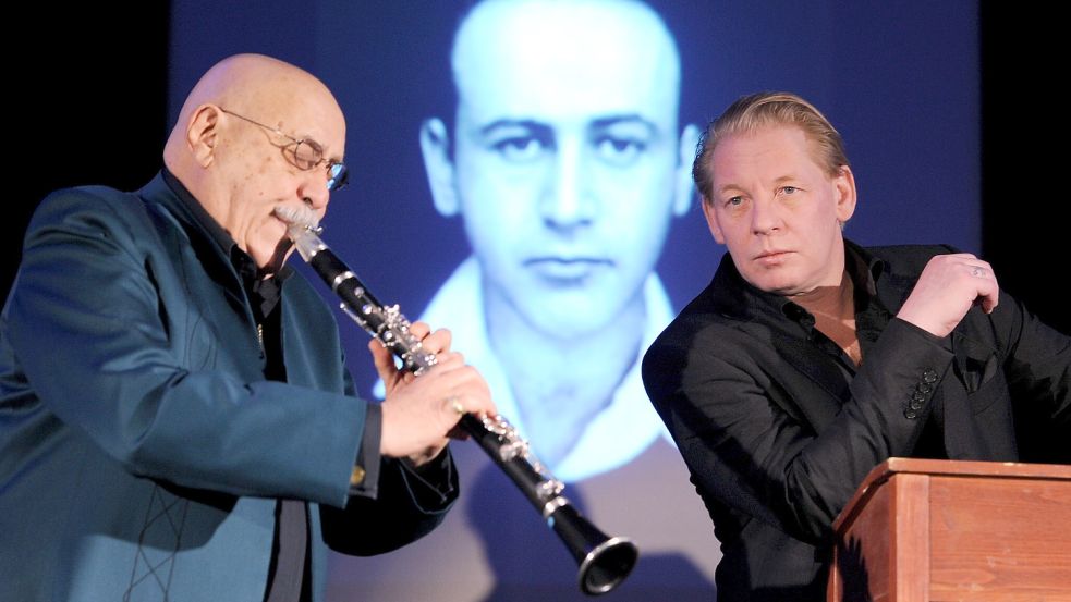 Giora Feidman und Ben Becker Foto: dpa