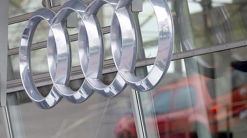 2021 hatte Audi wegen fehlender Halbleiter wie im Vorjahr nur 1,7 Millionen Autos verkauft, aber ein Rekordergebnis von 5,5 Milliarden Euro erzielt. Foto: Julian Stratenschulte/dpa