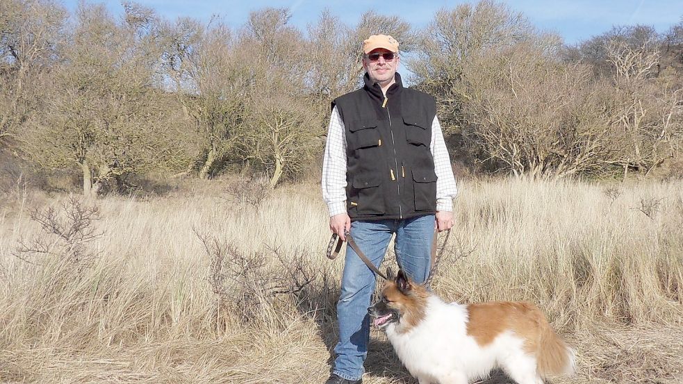 Frank Fahr mit seinem treuen Begleithund Adi. Foto: privat