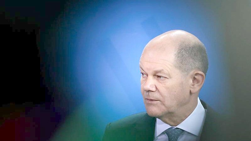 Die Arbeit des neuen Bundeskanzlers Olaf Scholz wird von vielen nicht positiv bewertet. Foto: Hannibal Hanschke/Reuters/Pool/dpa