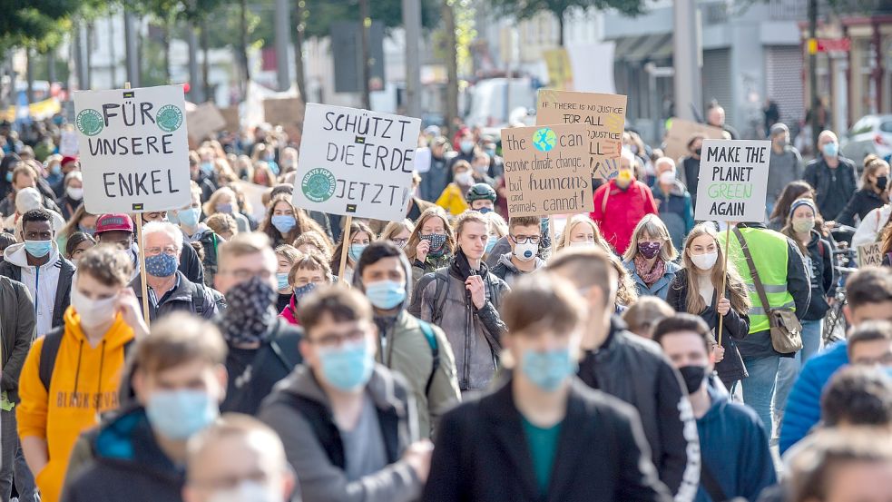 Fridays For Future hat für Freitag eine Demonstration in Bremen angekündigt. Foto: Sina Schuldt/dpa