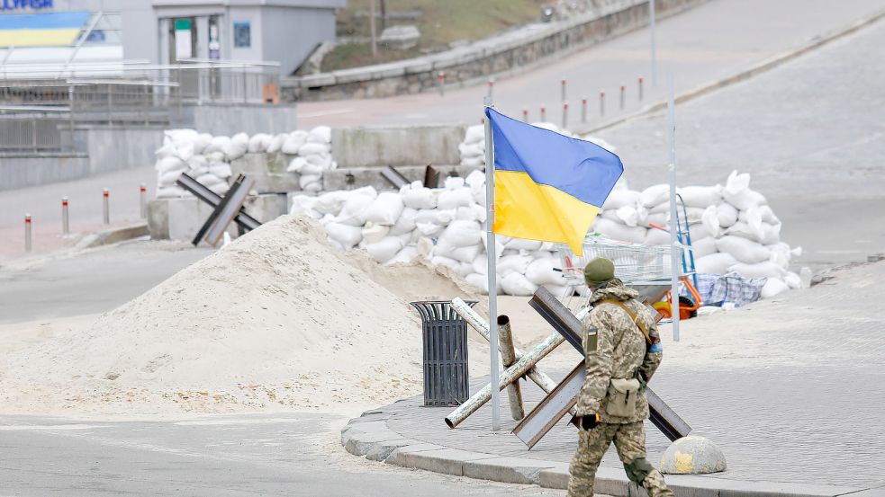 Vereint unter der balu-gelben Fahne: DIe Ukrainer stehen zusammen. Symbolfoto Foto: imago image/ZUMA Wire