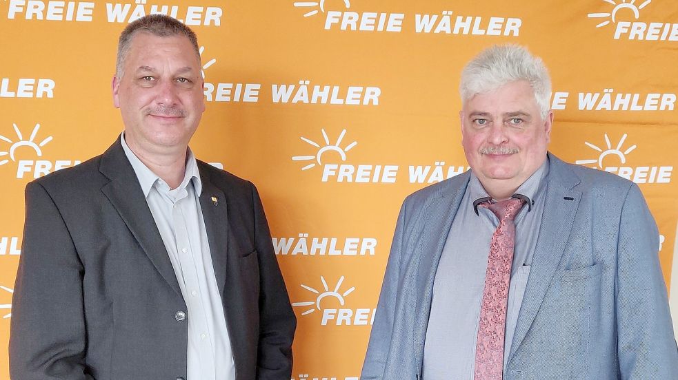 Alrich Bartels aus Großheide (rechts) und Detlev Krüger kandidieren auf der Landesliste der Freien Wähler in Niedersachsen. Foto: privat