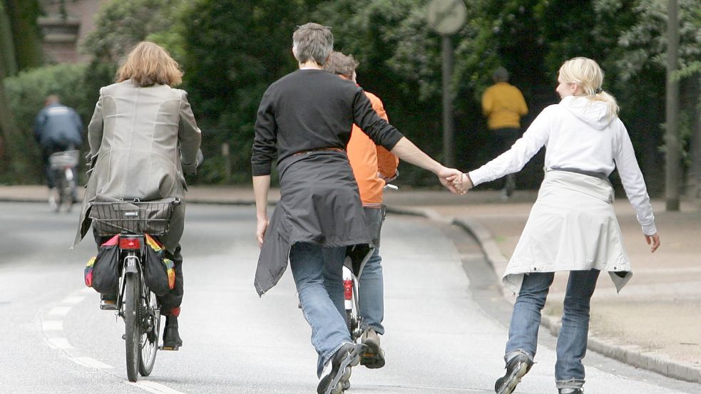 Am ersten Sonntag im April sollen die Auricher Straßen nach einer Idee der GfA nicht den Autos gehören. Symbolfoto: DPA