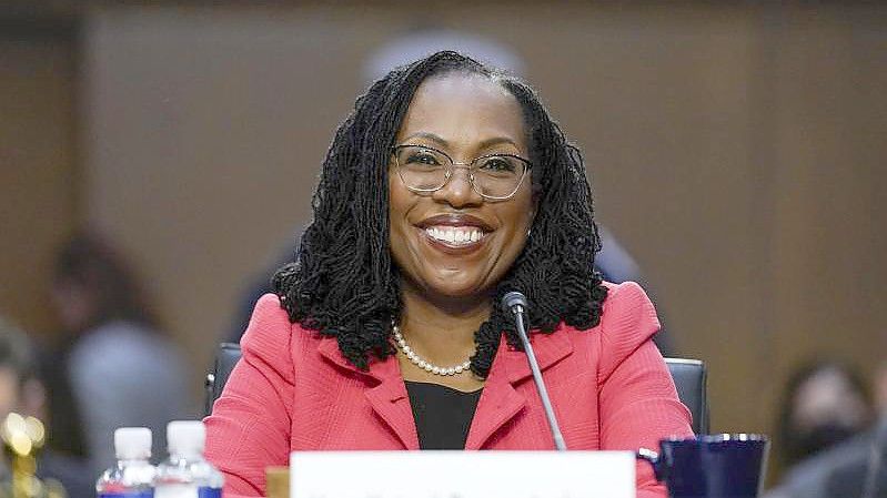 Ketanji Brown Jackson, Kandidatin für den Obersten Gerichtshof, während ihrer Anhörung vor dem Justizausschuss des US-Senats. Foto: Andrew Harnik/AP/dpa
