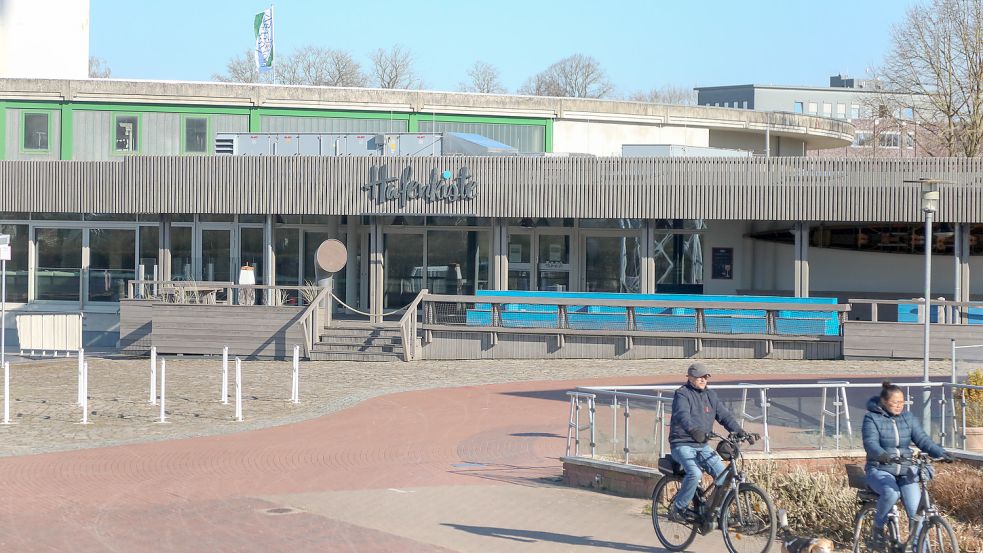 Die „Hafenkiste“ in Aurich bleibt weiterhin für den täglichen Besucherstrom geschlossen. Foto: Romuald Banik