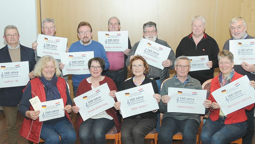 Diethelm Sempell (von links oben), Hinrikus Dänekas, Jann Stickfort, Herold Folkers, Rudolf Seeberg, Jürgen Sohre und Jakob Linnemann sowie Anna Nee (von links unten), Anita Arians, Heike Douglas, Johann Tillmann und Karin Wessels. Foto: privat