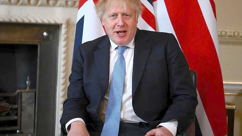 Großbritanniens Premier Boris Johnson muss wegen der Partygate-Affäre mit weiteren Strafbefehlen rechnen. Foto: Daniel Leal/PA Wire/dpa