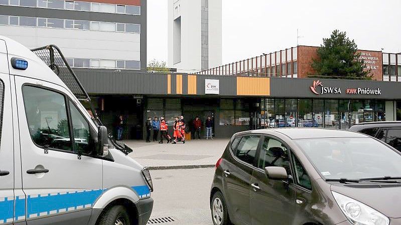 Im Bergwerk im schlesischen Pniowek südlich von Kattowitz sind nach Explosionen unter Tage mehrere Menschen gestorben. Foto: Zbigniew Meissner/PAP/dpa