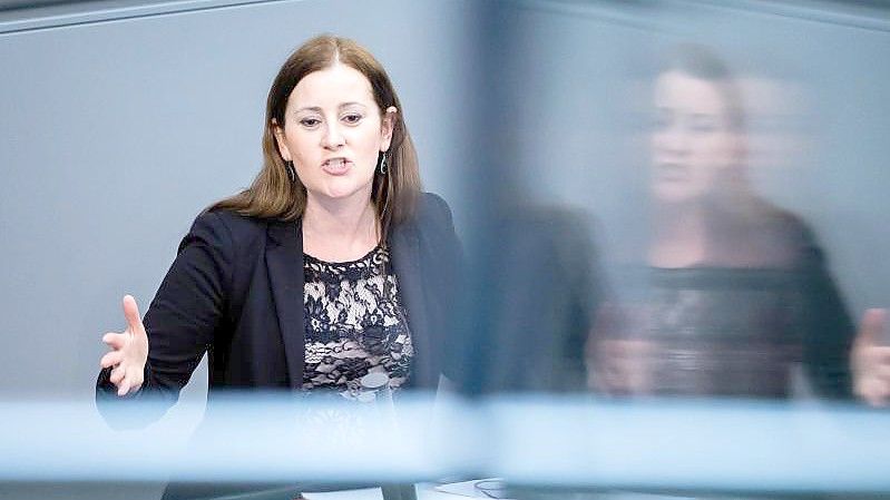 Linken-Chefin Janine Wissler im Bundestag. Foto: Christoph Soeder/dpa