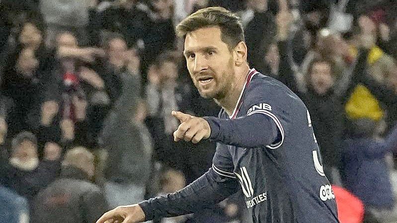 Der siebenmalige Weltfußballer Lionel Messi hat bei PSG einen Vertrag bis 30. Juni 2023. Foto: Michel Euler/AP/dpa