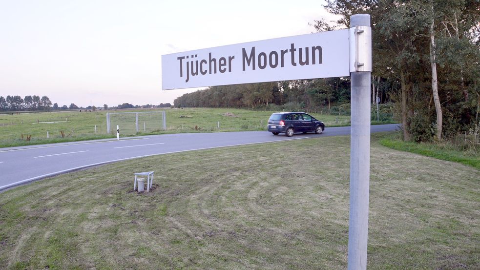 Nördlich des Kiessees am Tjücher Moortun (im Hintergrund) soll Brookmerlands Sportzentrum entstehen. Foto: Thomas Dirks