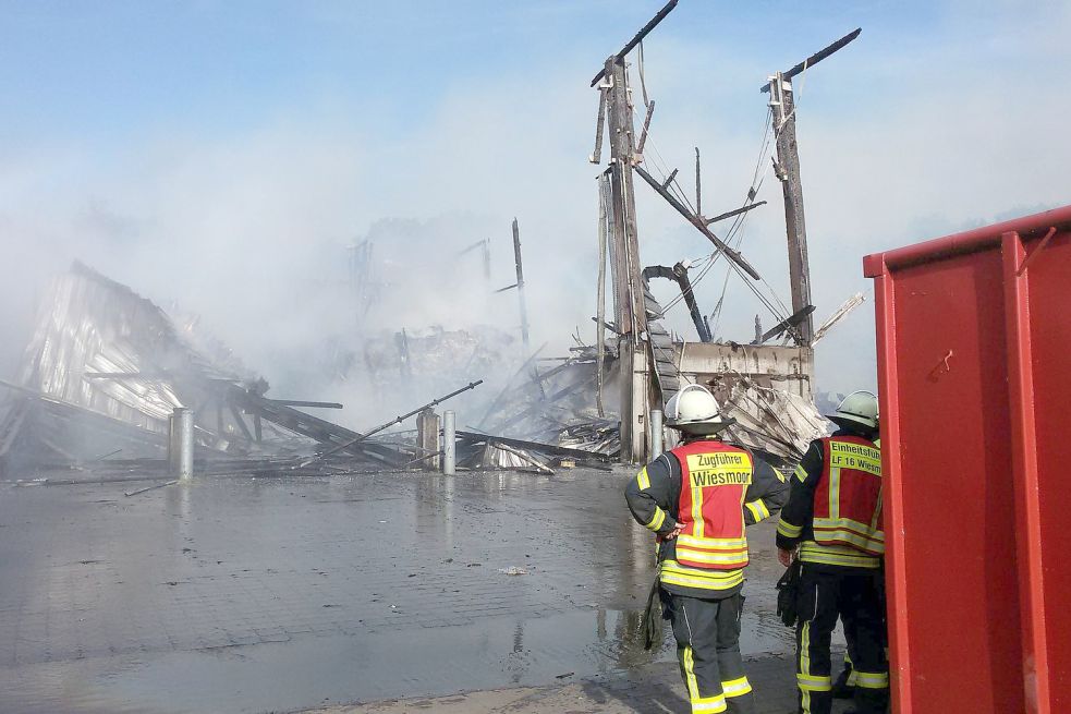 Die Halle wurde zerstört.