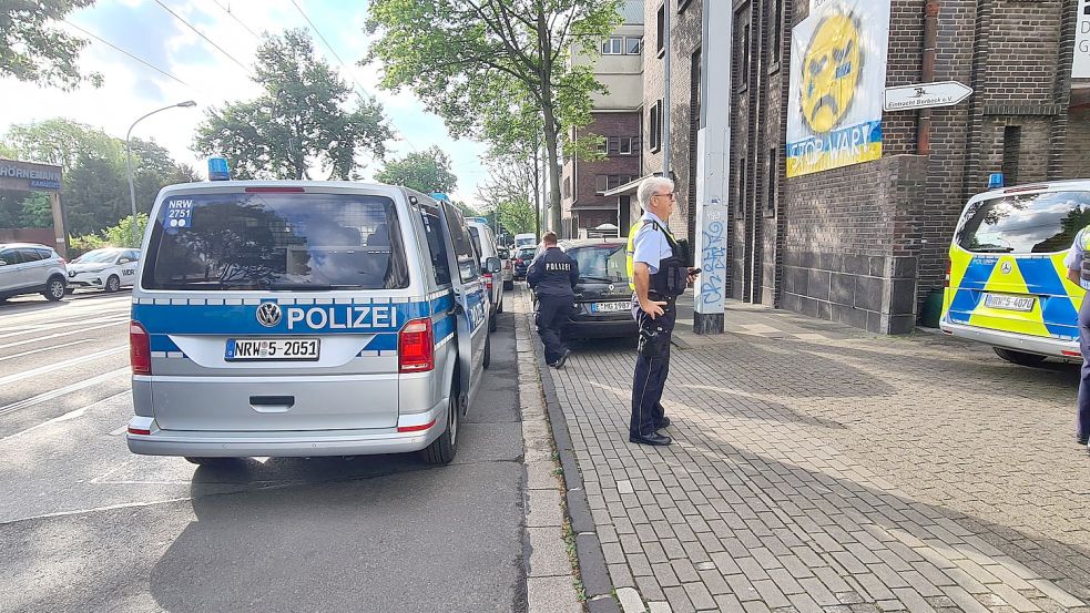 Am Donnerstagmorgen hat es in Essen größere Polizeieinsätze gegeben. Foto: dpa/TNN/Markus Gayk
