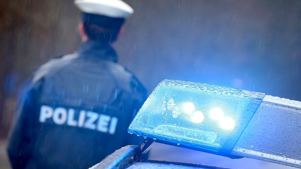 Die Polizei musste am Sonnabendnachmittag zwei sehr schwere Unfälle im Landkreis Wittmund aufnehmen. Foto: DPA