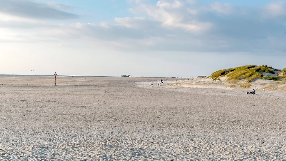 Sankt Peter Ording ist ein beliebtes Ziel für Strandurlaub an der Nordsee. Foto: imago-images/Eibner