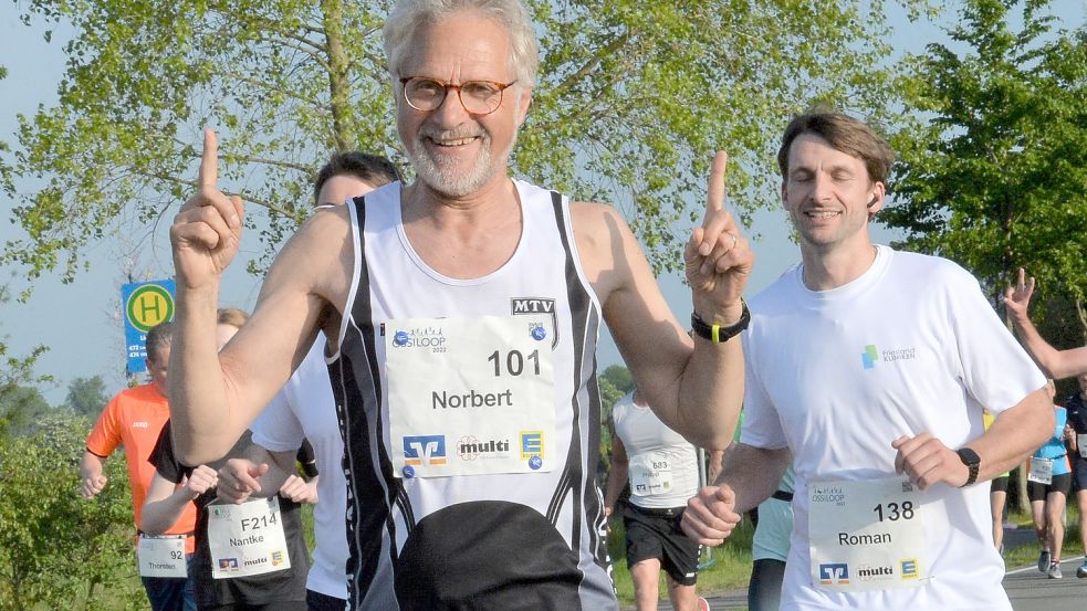 Der Auricher Norbert Freitag ist ein begeisterter Ossilooper. Am Freitag läuft er seine 150. Etappe. Foto: Bernd Wolfenberg