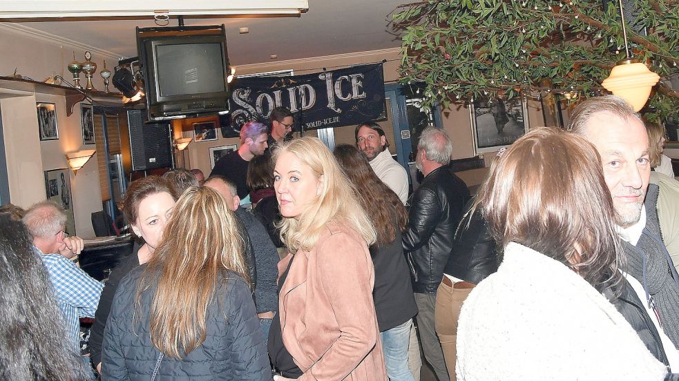 Mittlerweile füllen sich die Lokale der Auricher Innenstadt wieder. So zum Beispiel vor einigen Wochen bei „Aurich rockt in den Mai“. Foto: Gerd-Arnold Ubben