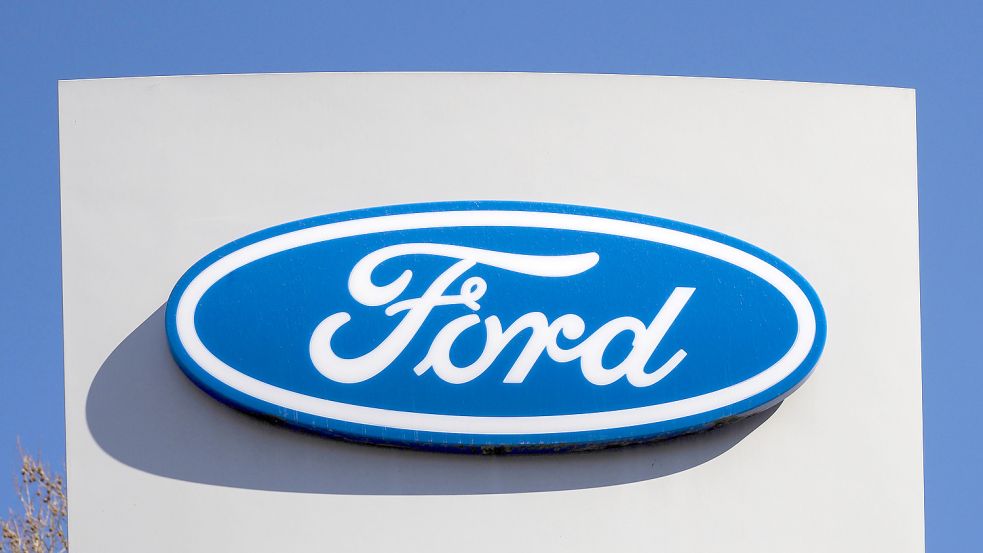 Nach einem Entscheid des Landgerichts München könnte dem Automobilhersteller Ford ein Verkaufsverbot in Deutschland drohen. Foto: imago images/Norbert Neetz (Symbolfoto)