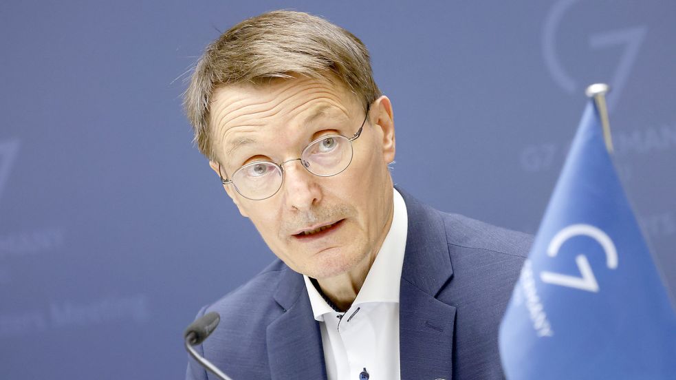 Gesundheitsminister Karl Lauterbach (SPD) will wieder „hart reagieren“, diesmal gegen Affenpocken. Foto: IMAGO / Thomas Trutschel