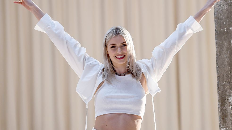 Lena Gercke im Baby-Glück? Laut eines Berichts soll das Model schwanger sein. Foto: dpa/Kira Hofmann