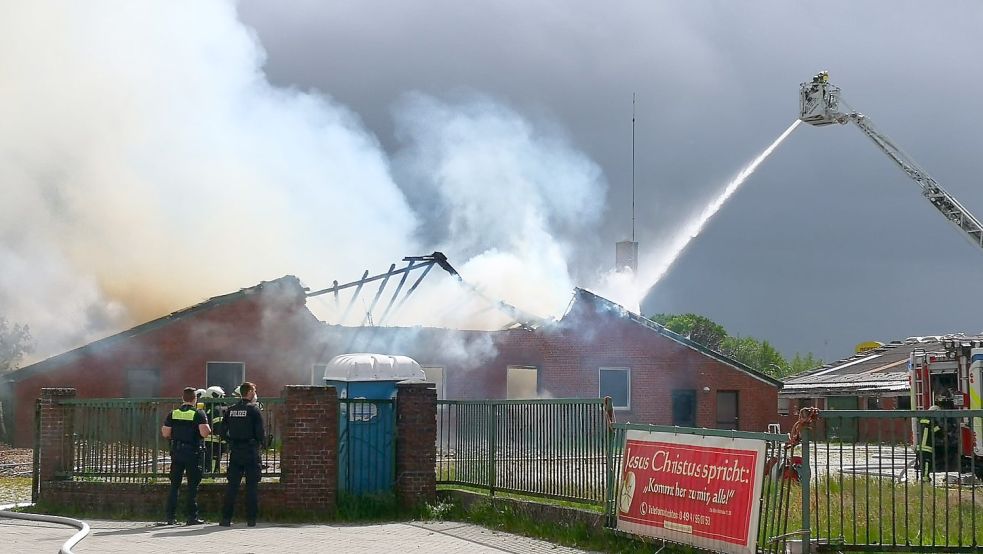 Die Drehleiter war im Einsatz. Foto: Karin Böhmer