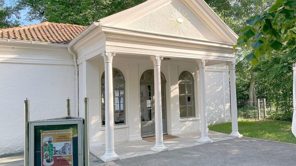 Der Kunstpavillon am Auricher Ellernfeld ist einer von mehr als einem Dutzend Ausstellungsorte der „Ostfriesland Biennale“. Foto: Aiko Recke