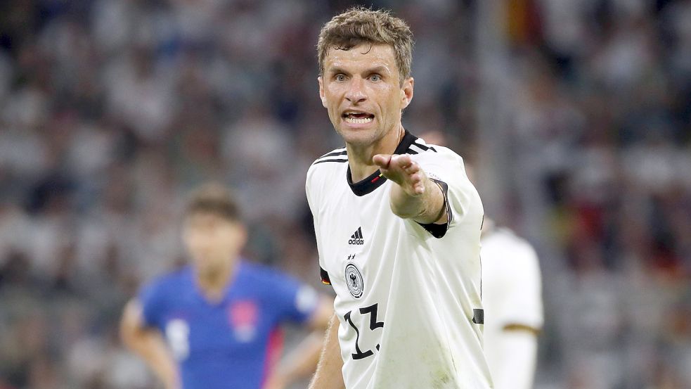 Aufgeregt: Bayern-Spieler Thomas Müller gestikuliert in München. Foto: IMAGO/O.Behrendt