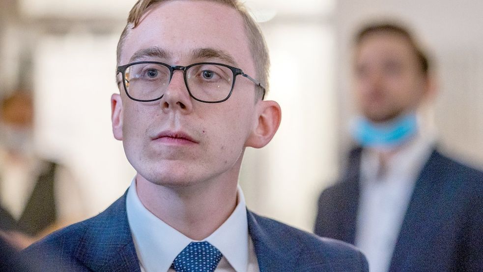 Der CDU-Politiker Philipp Amthor ist erneut in die Foto-Falle getappt. Foto: dpa/Jens Büttner