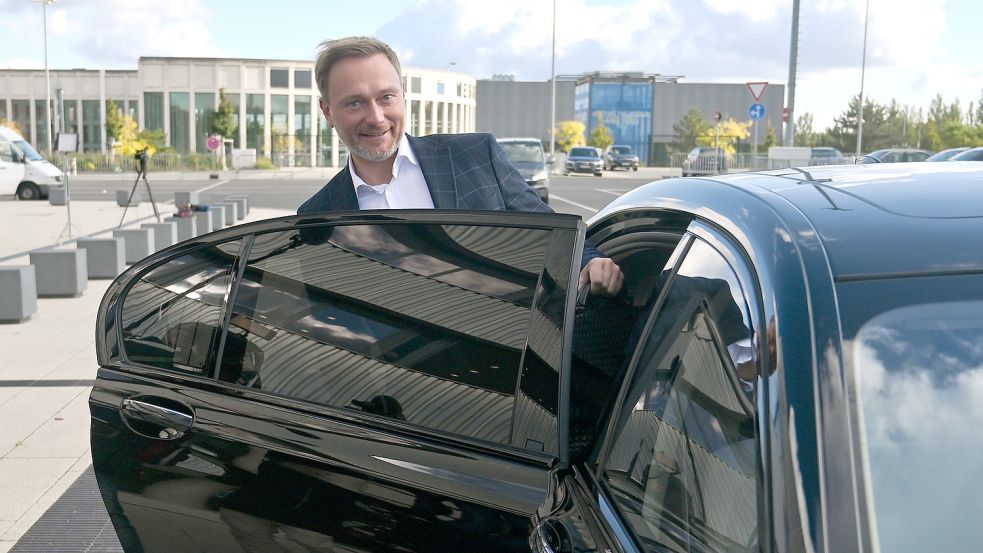 Finanzminister Christian Lindner (FDP) möchte die Zuschüsse zum Kauf von E-Autos gern schnell streichen. Foto: dpa