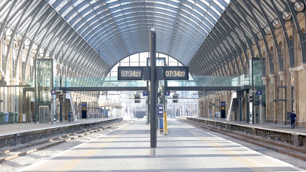 Wie ausgestorben: der Bahnhof King’s Cross St. Pancras am zweiten Tag des landesweiten Streiks. Foto: James Manning/PA Wire/dpa