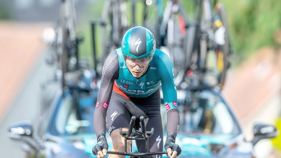 Ist vor der Tour gut in Form: Lennard Kämna. Foto: David Inderlied/dpa