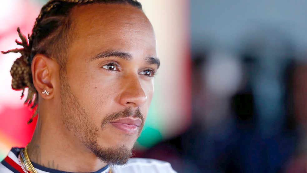 Setzt sich immer wieder öffentlich im Kampf gegen Rassismus ein: Lewis Hamilton. Foto: Joan Monfort/AP/dpa/Archivbild