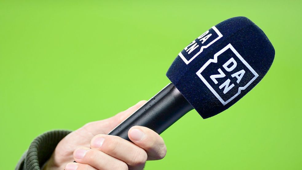 Der Streamingdienst DAZN erhöht drastisch die Preise. Foto: Soeren Stache/dpa-Zentralbild;/dpa