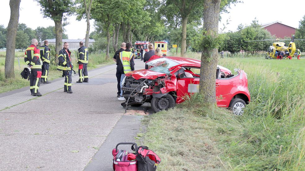 Komplett zerstört wurde der VW Up bei dem Unfall. Foto: Heino Hermanns