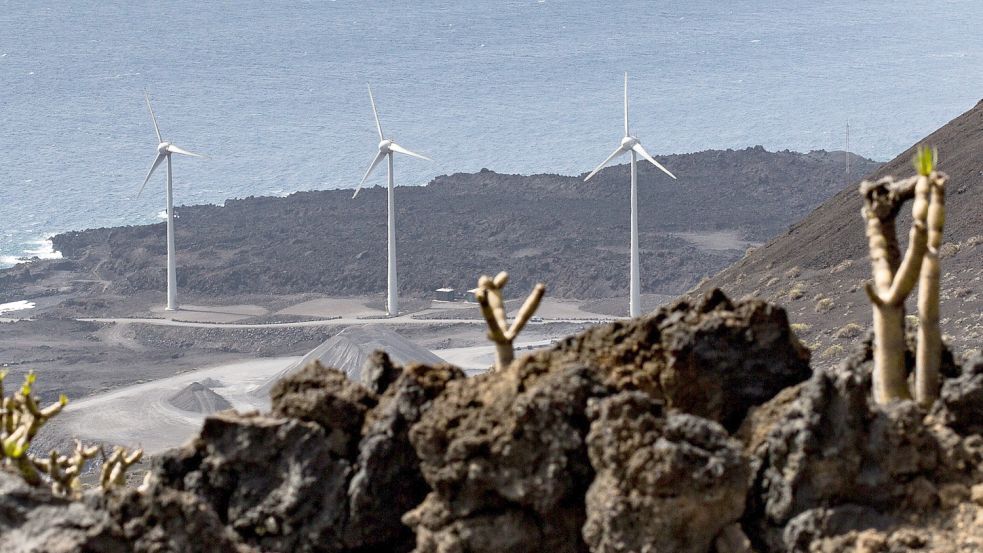 Windräder zwischen Vulkangestein: Enercon-Anlagen auf der Kanareninsel La Palma. Foto: Enercon