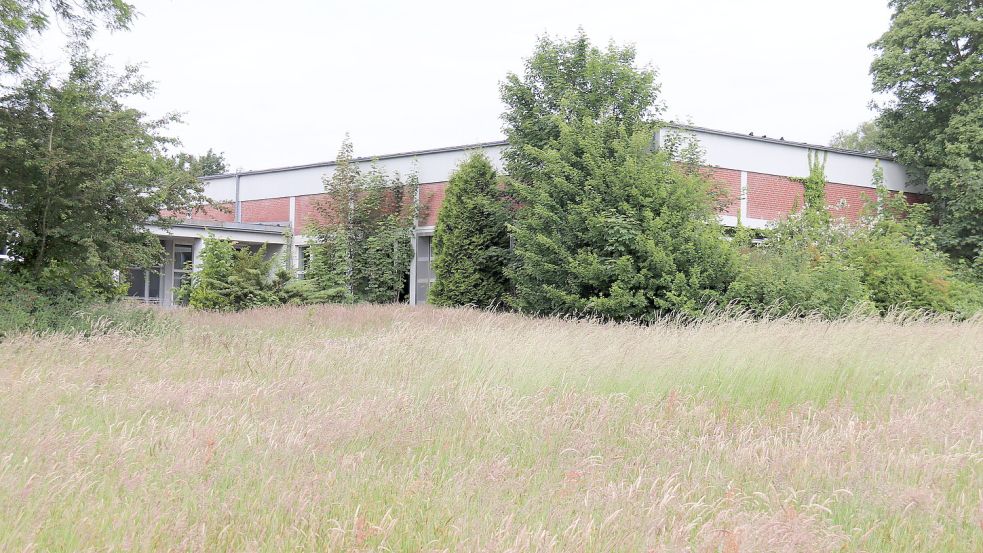 Auch das alte Unteroffiziersheim soll aus dem Dornröschenschlaf geweckt werden. Foto: Heino Hermanns