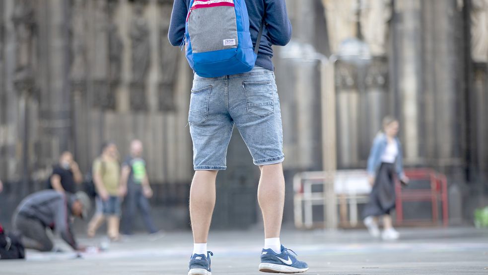 Luftige Beinkleider sind in diesen Tagen beliebt. Foto: Thomas Banneyer/dpa (Symbolfoto)
