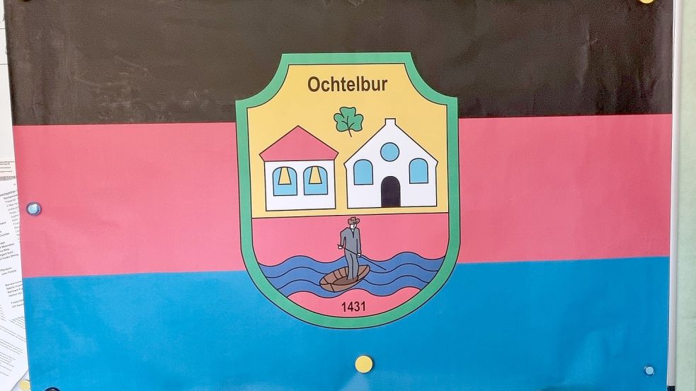 Und so die Flagge von Ochtelbur.